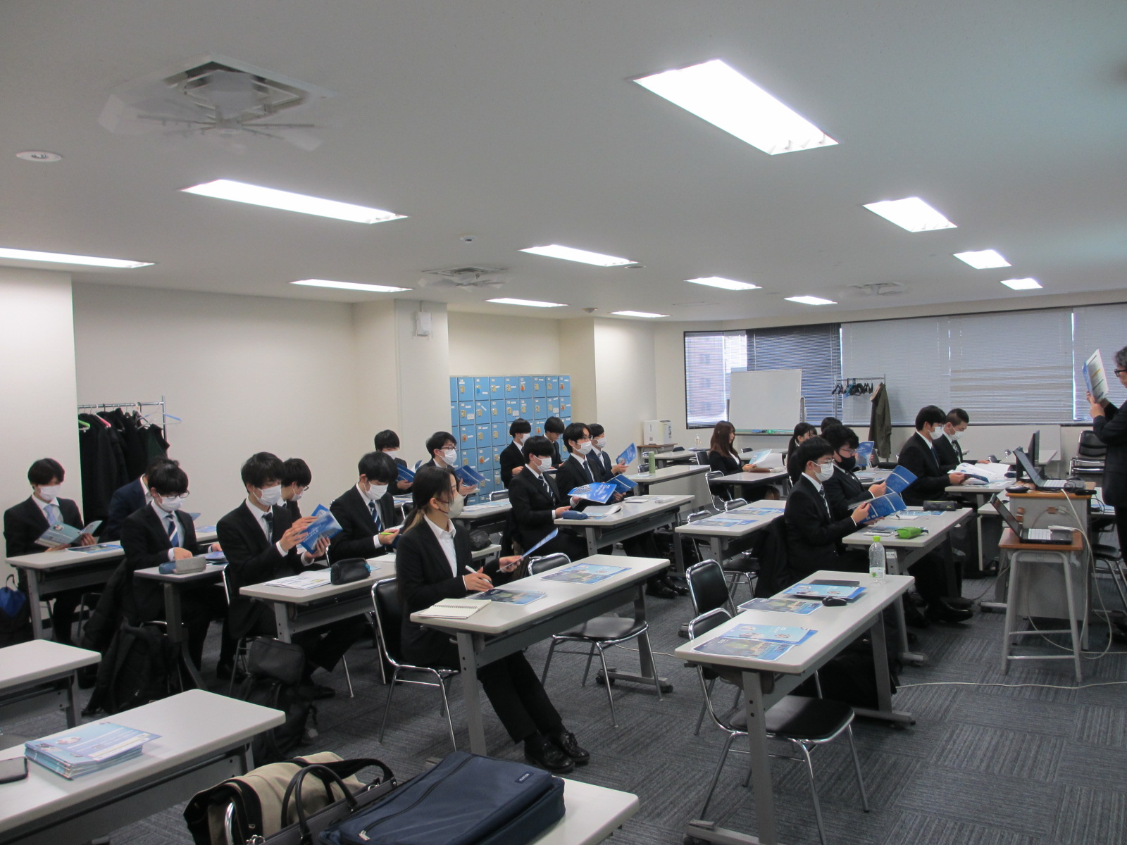 IISA企業紹介セッション【盛岡情報ビジネス&デザイン専門学校】|岩手県情報サービス産業協会